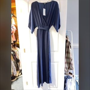 NWT vici navy maxi dress size small